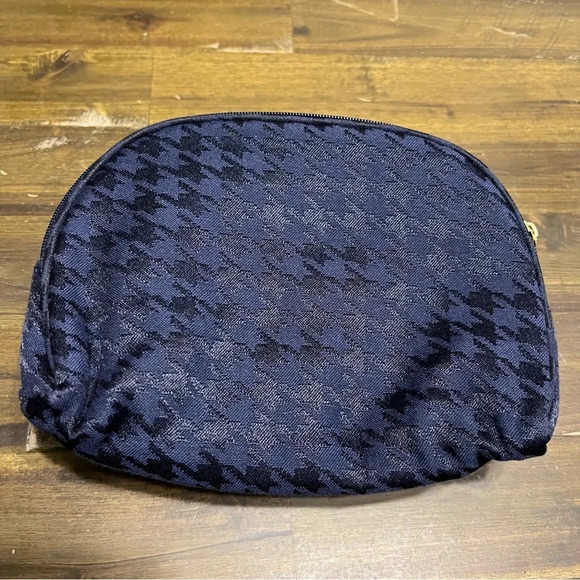 Christian Dior Parfurms Cosmitc Bag - Picture 2 of 7